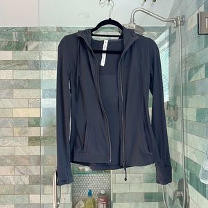 Lululemon Hooded Define Jacket Nulu 6 excellent condition